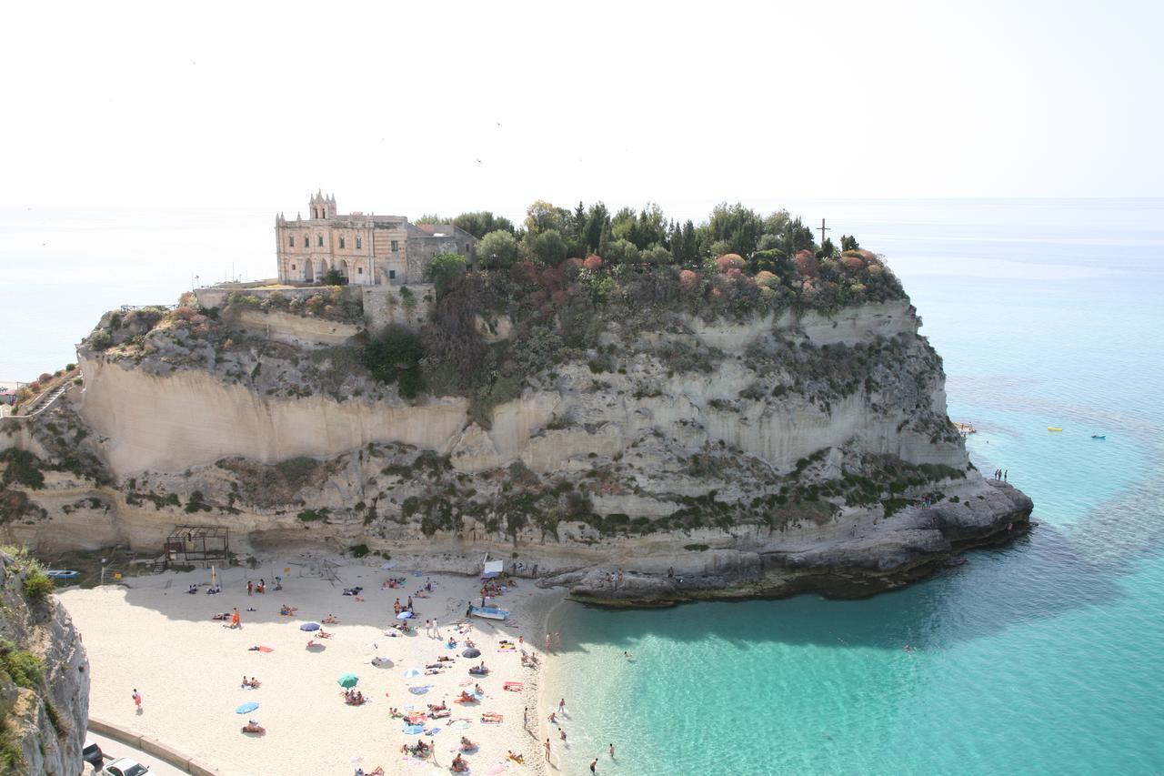 A Turri Hotel Capo Vaticano Kültér fotó